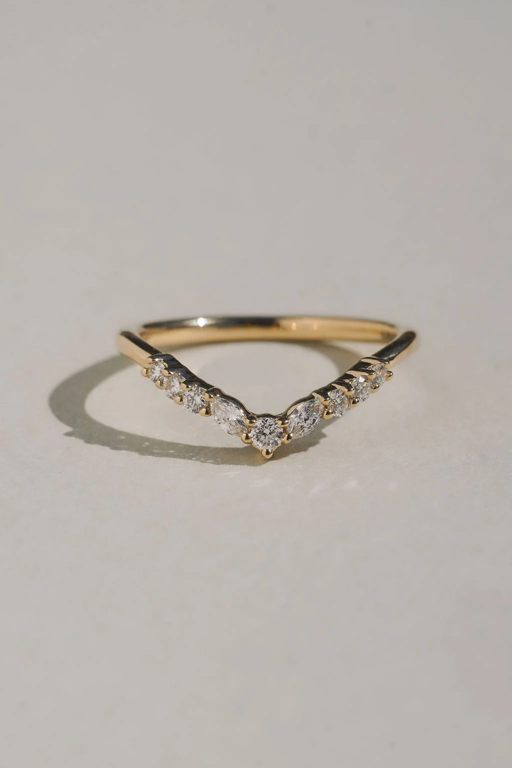 14K Gold Diamond Crest Ring - Image 3