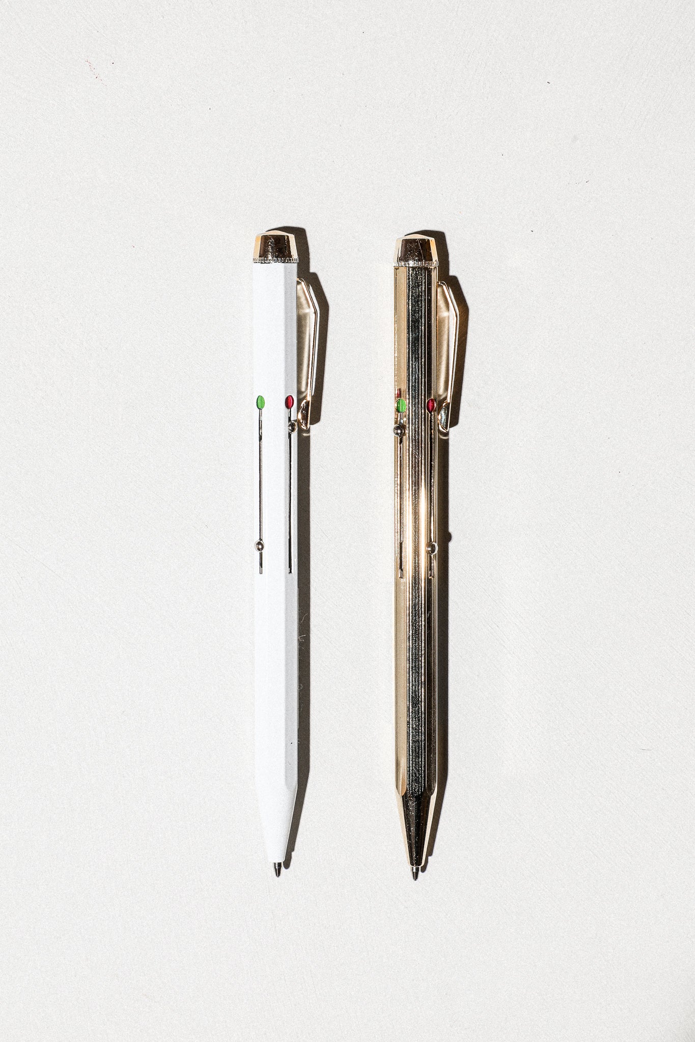 4 Color Pen - Image 2