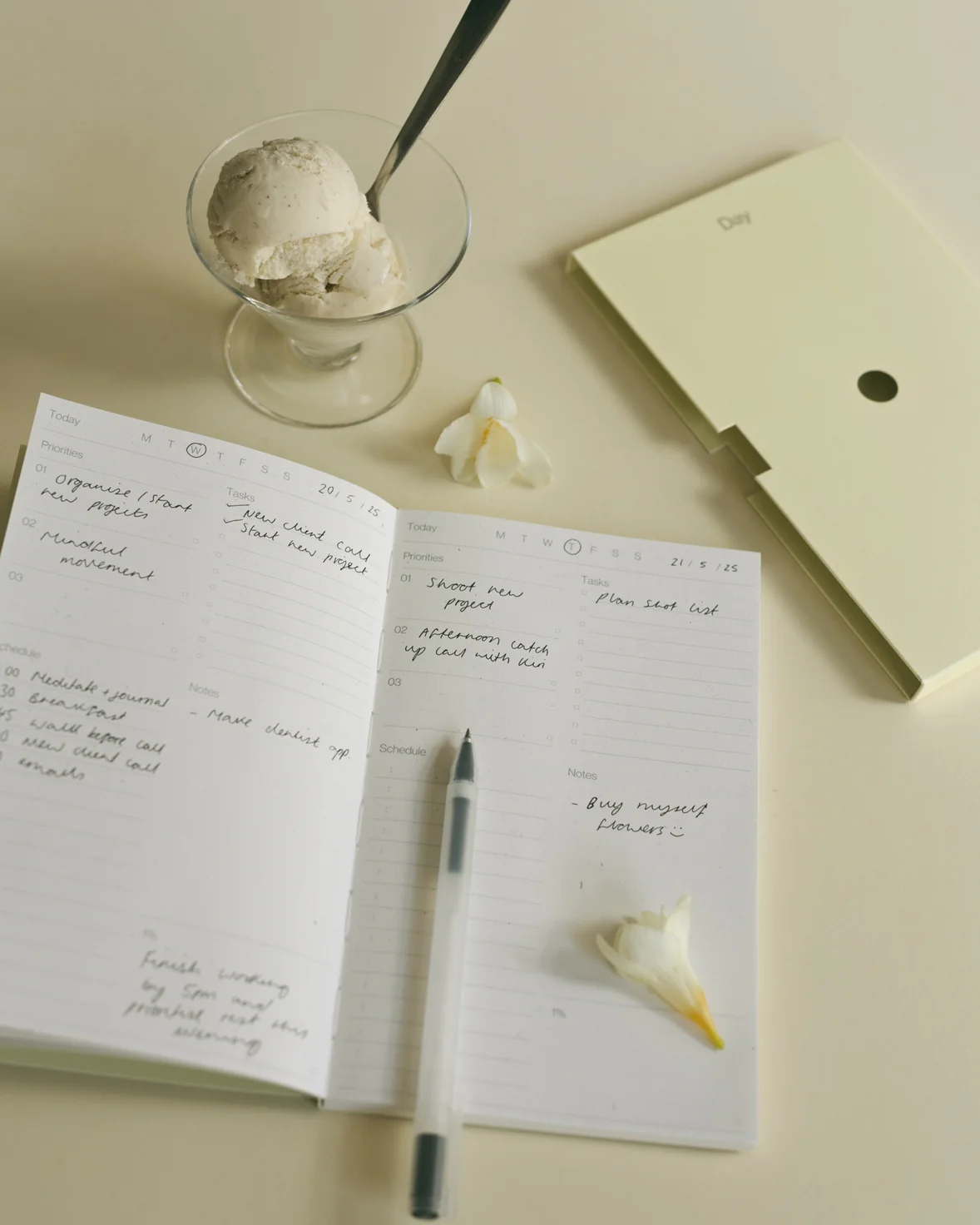 Day Planner - Image 2