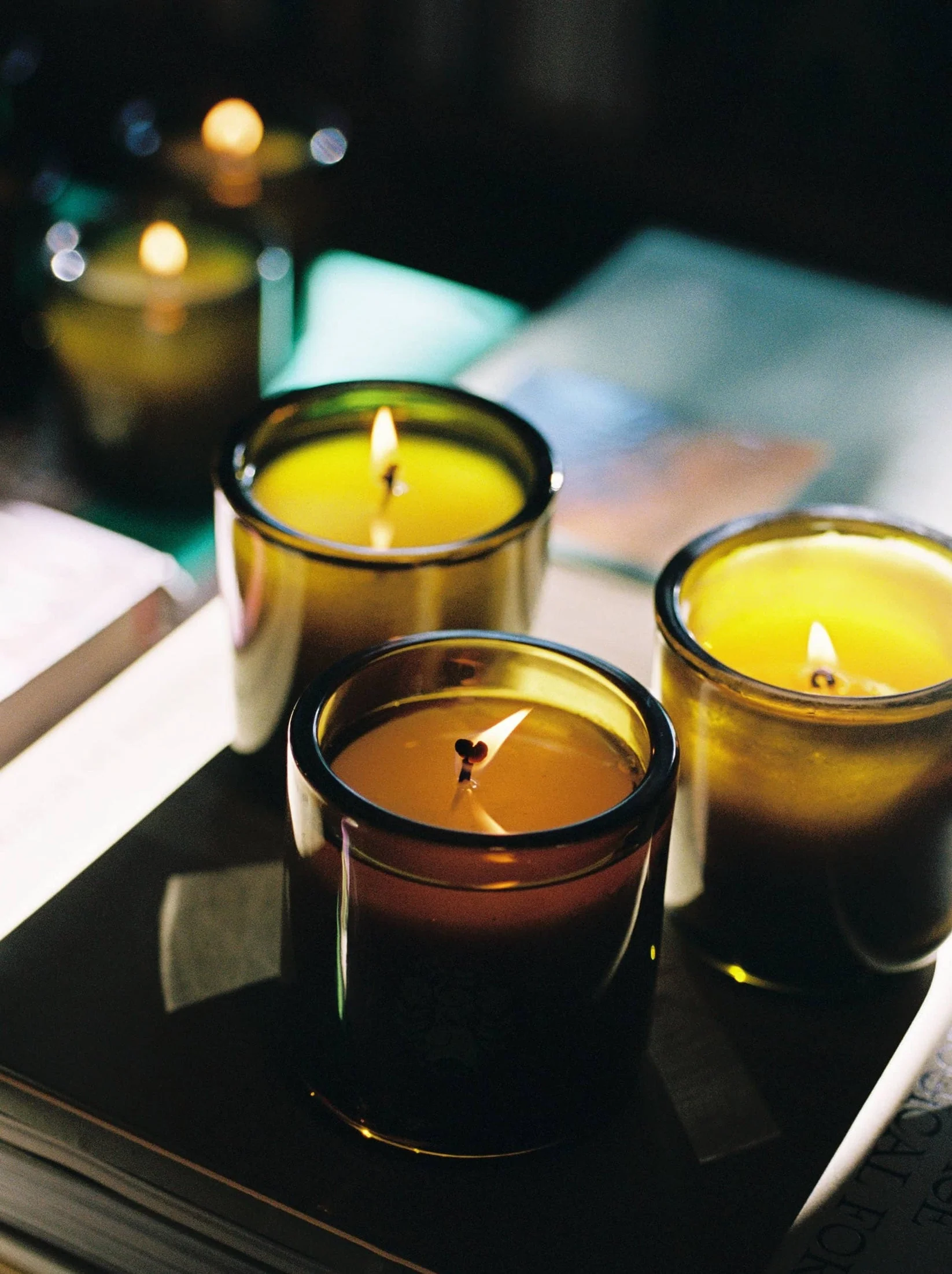 8oz Botanical Candle - Image 2
