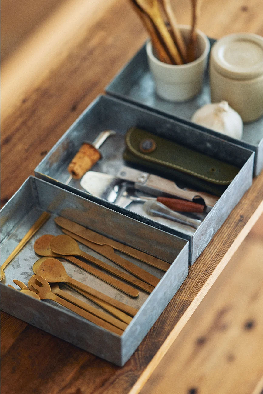 Metal Organizer - Image 4