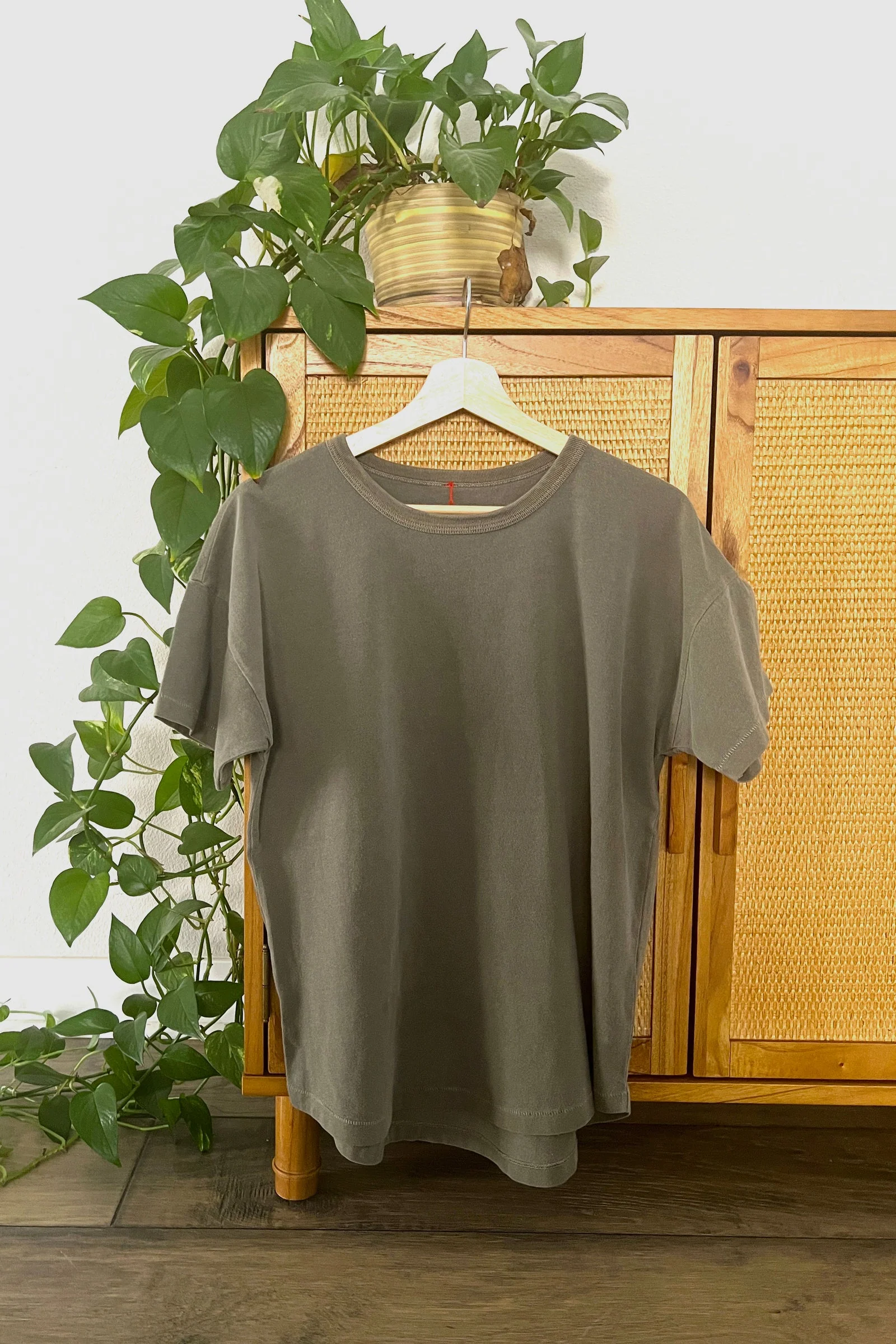 Her Tee - Image 10