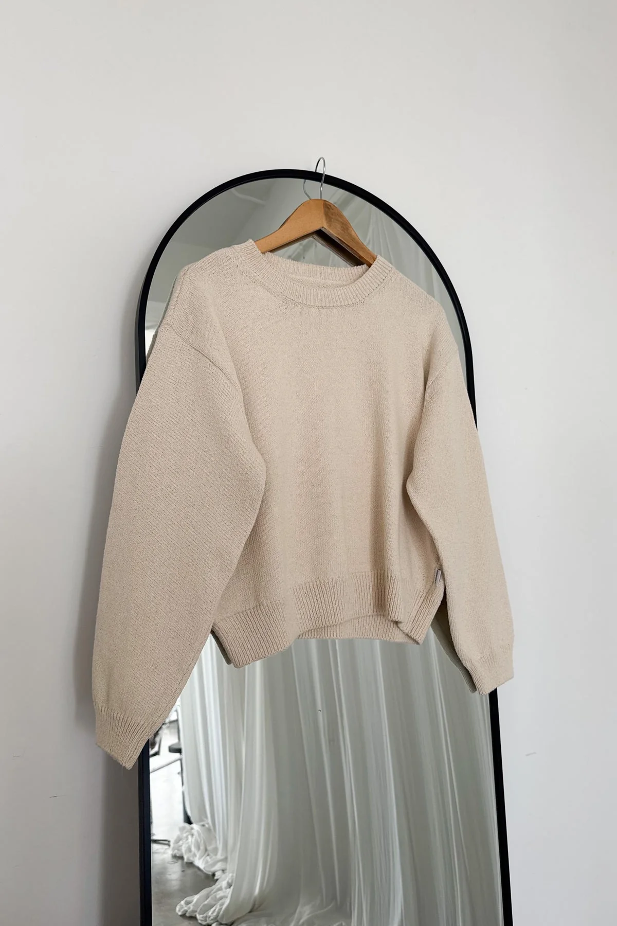 Milo Sweater - Image 11