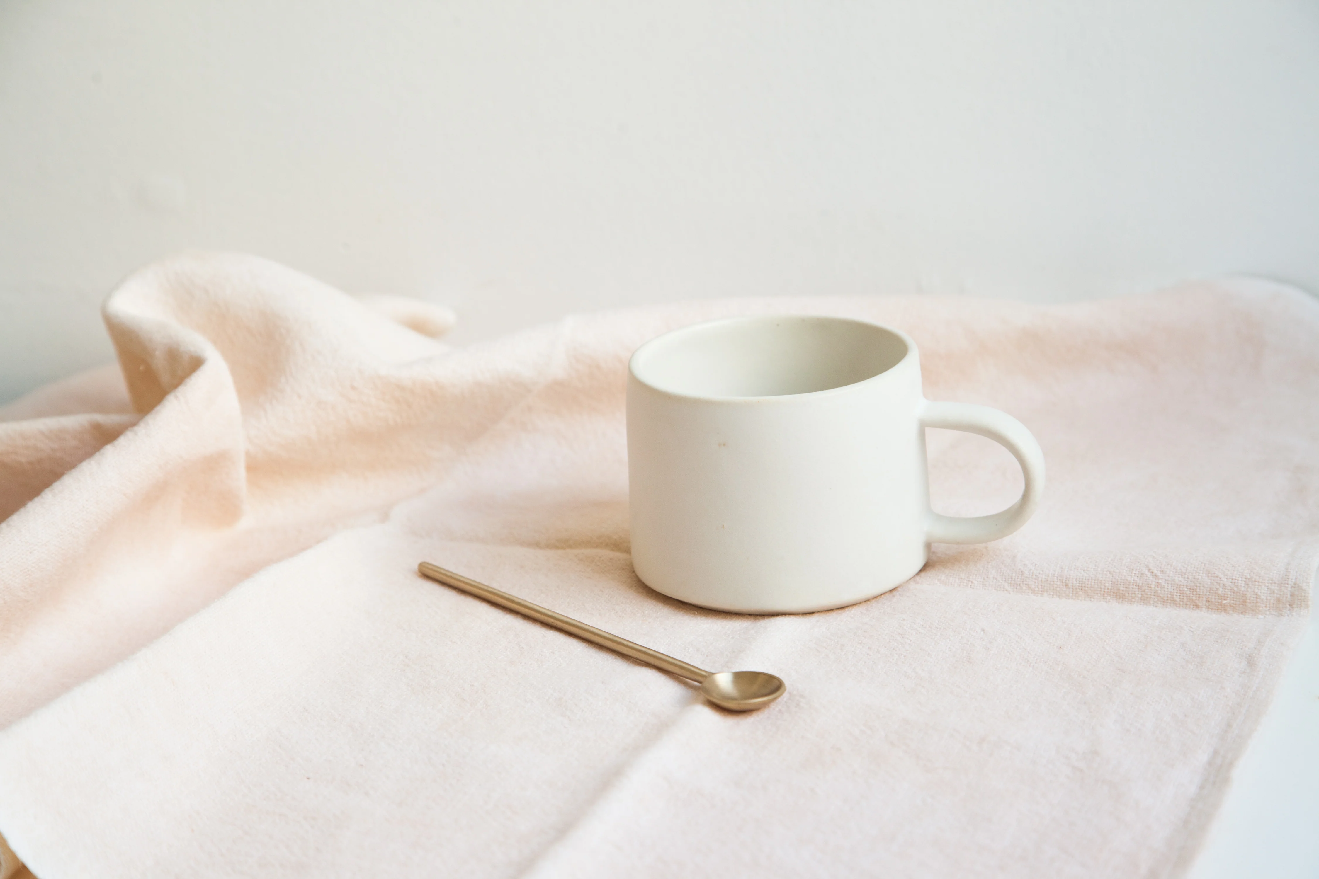 Low Mug / Snow - Image 4