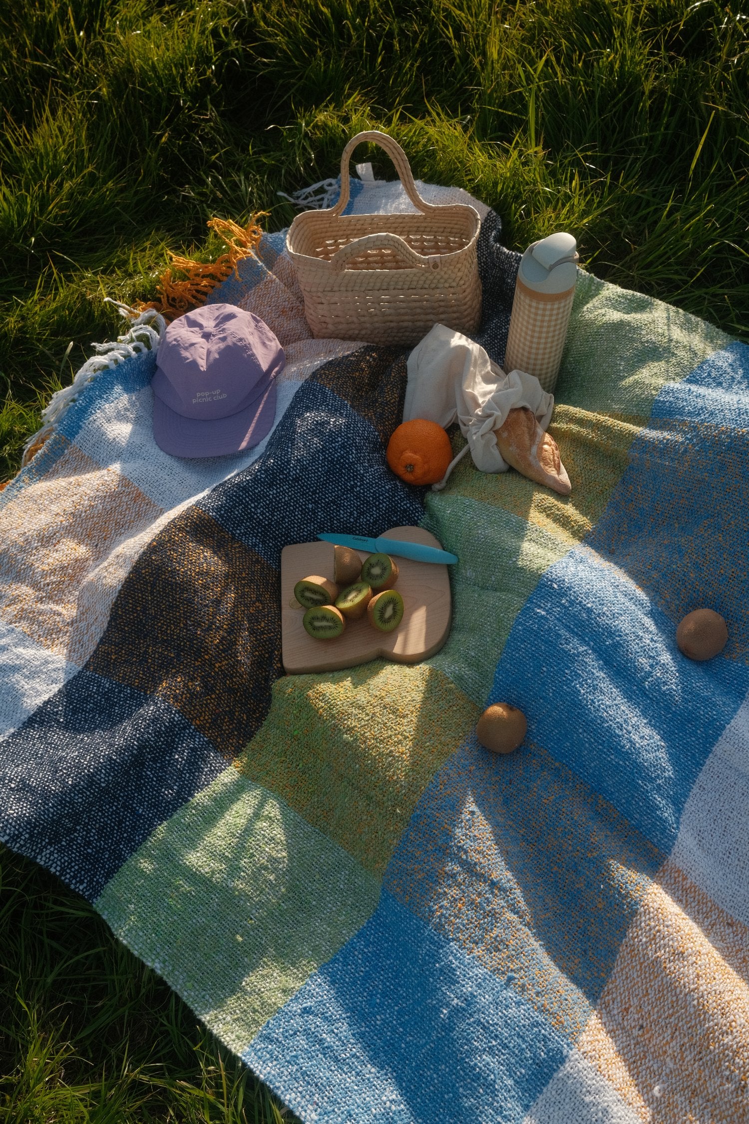 Suave Kiwi - Woven Blanket - Image 4