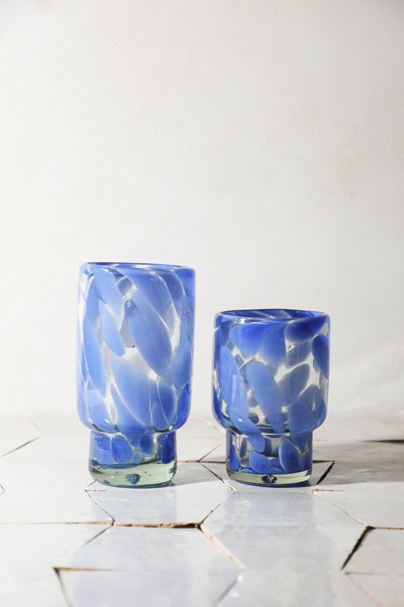 Short Blue Flecked Glassware - Image 4