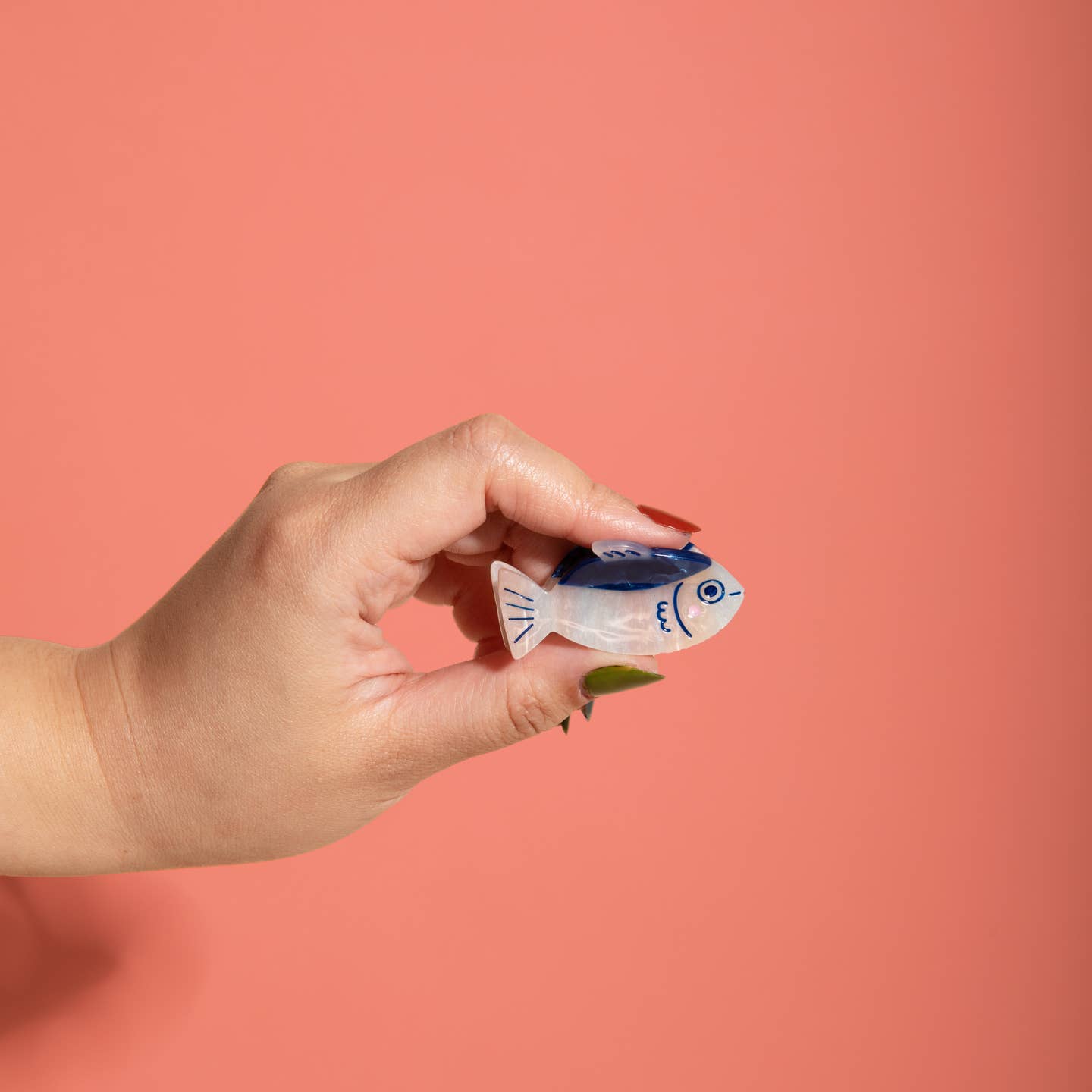 Mini Fish Hair Claw - Image 2
