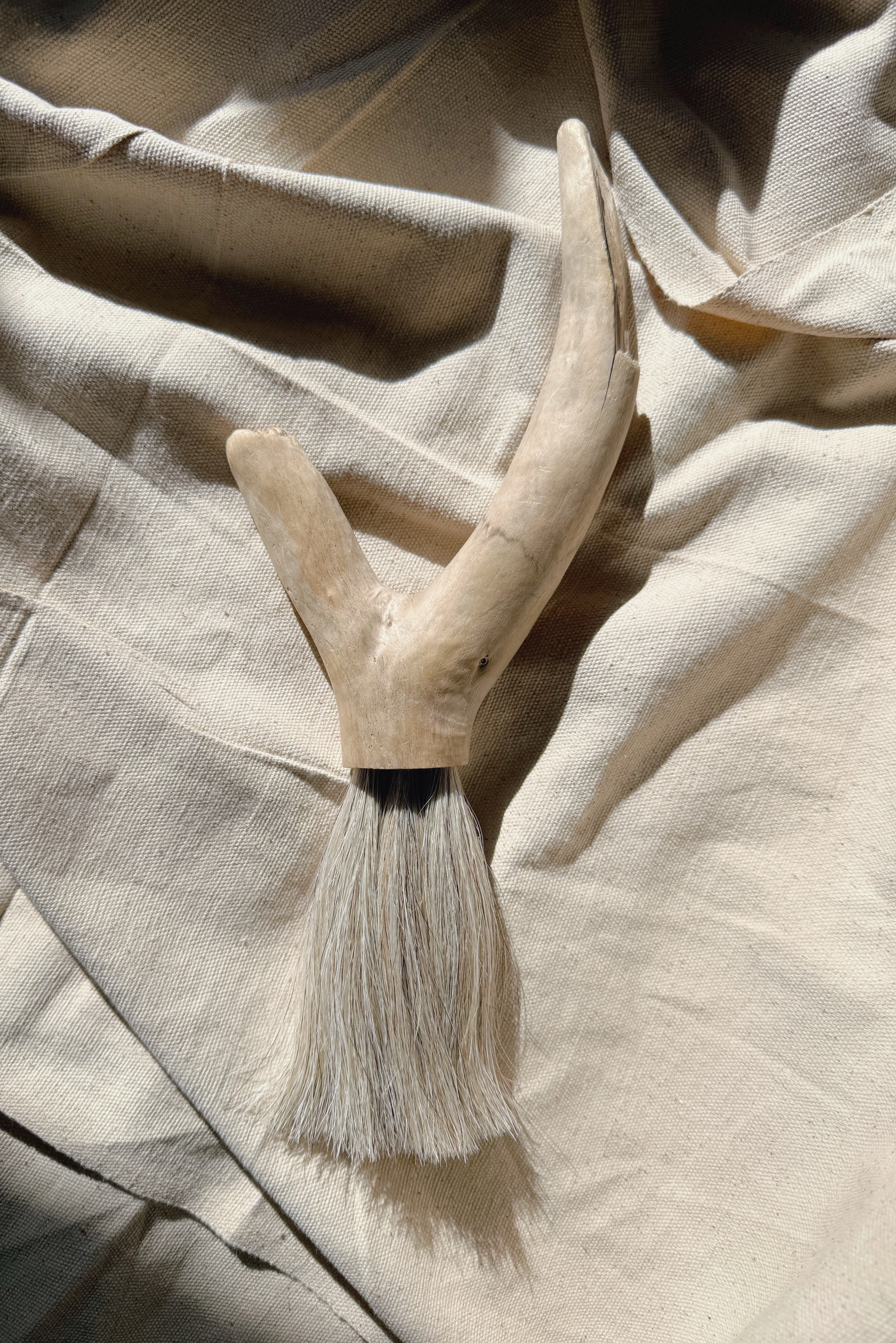 Wishbone Driftwood Brush - Image 2